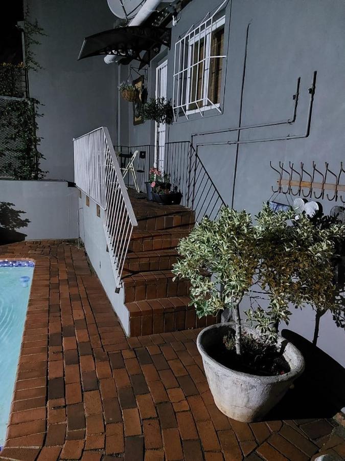 Tamarisk Bed & Breakfast Durban Exterior photo